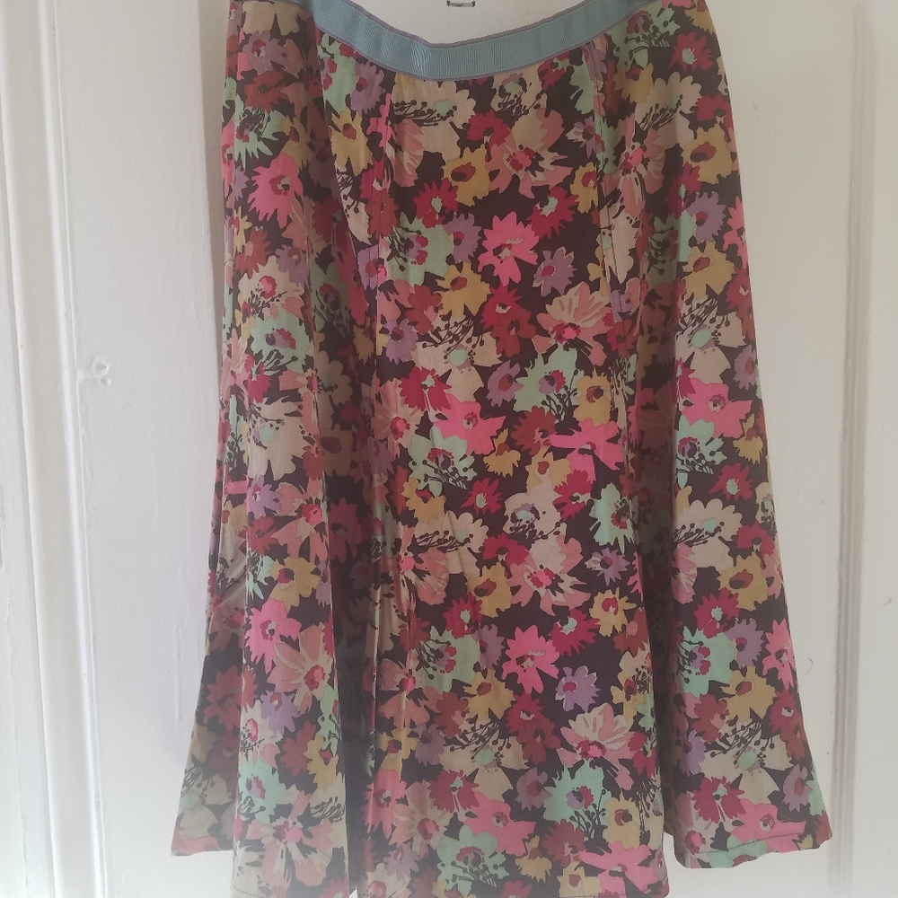 Skirt - Picture 3 of 8